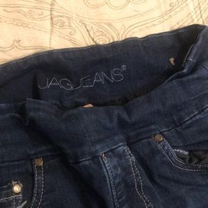 Jag jeans pull on sustainable denim